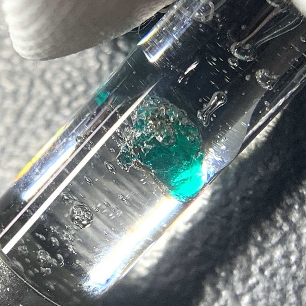 ダイオプテーズ(翠銅鉱)入り試験管(小)