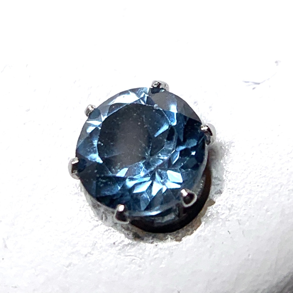 【1個売り】ロンドンブルートパーズのスタッドピアス 4mm