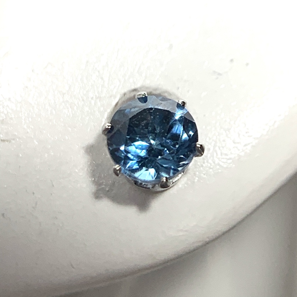 【1個売り】ロンドンブルートパーズのスタッドピアス 4mm