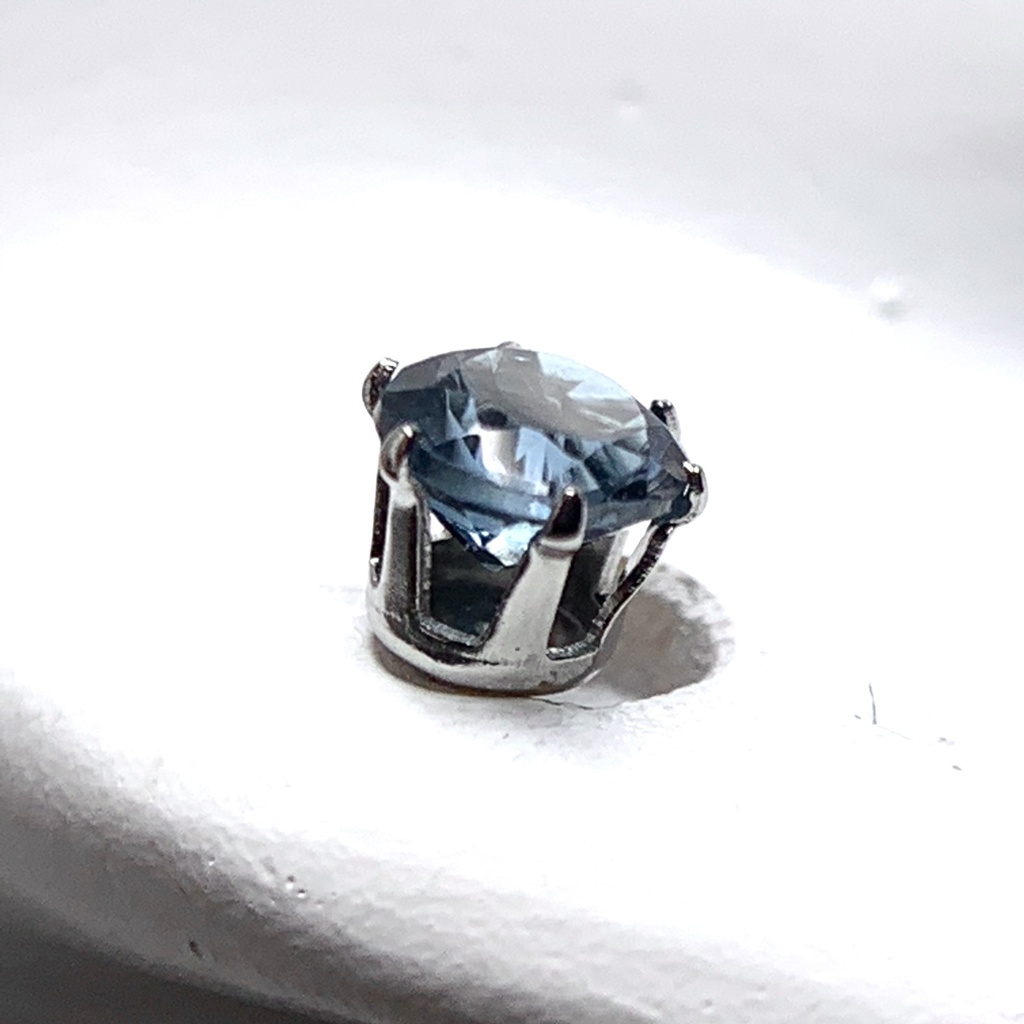 【1個売り】ロンドンブルートパーズのスタッドピアス 4mm