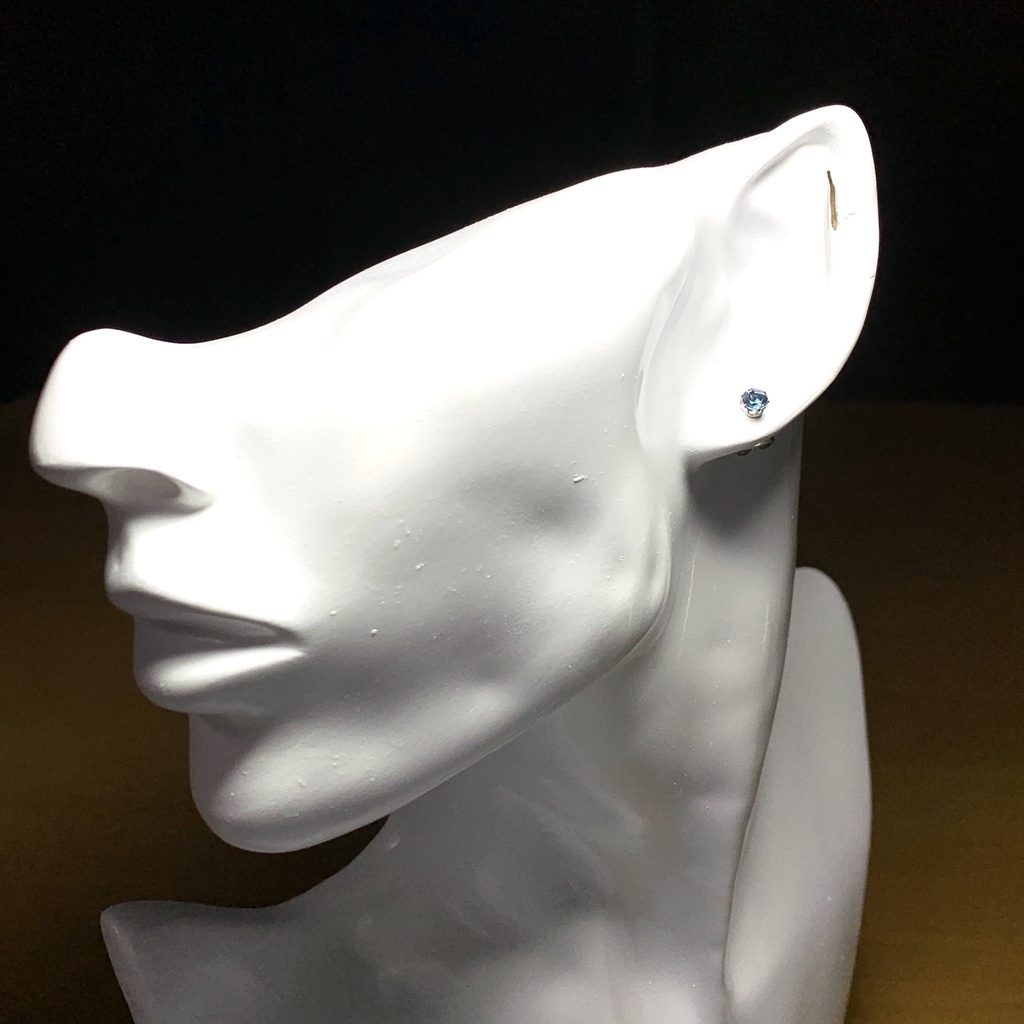 【1個売り】ロンドンブルートパーズのスタッドピアス 4mm