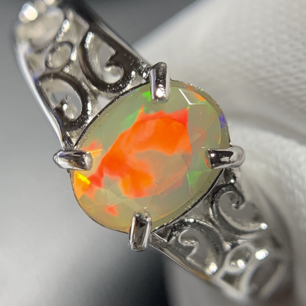 オパールのアラベスク調リングF