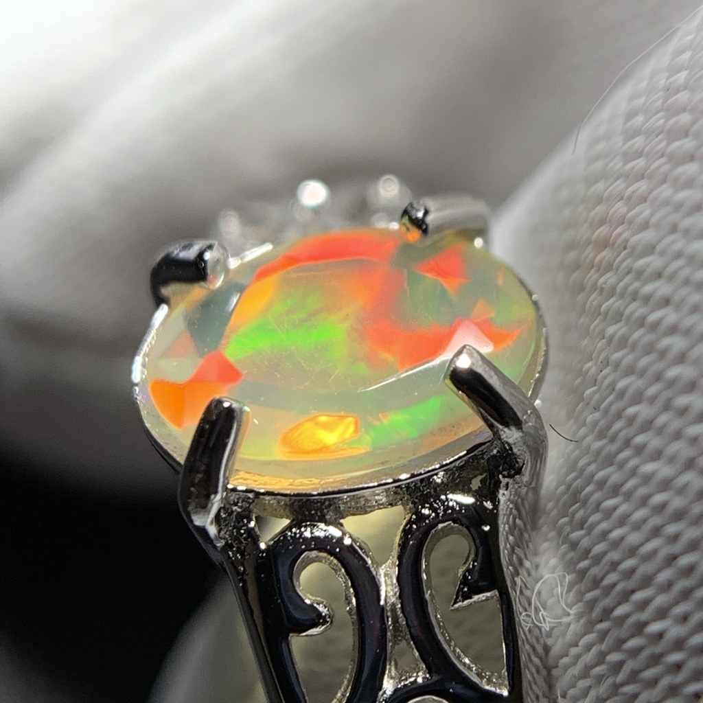 オパールのアラベスク調リングF