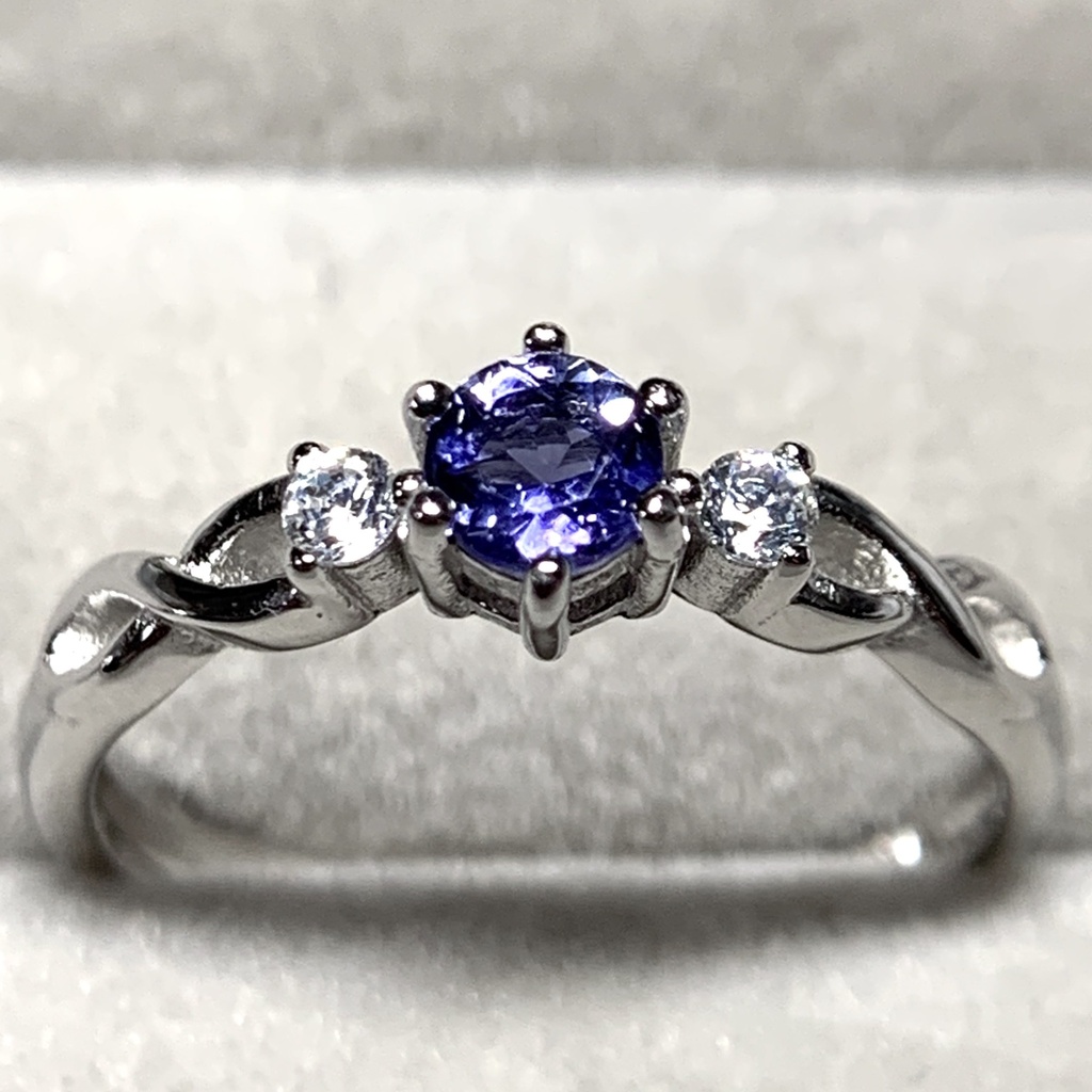 アイオライトのリング