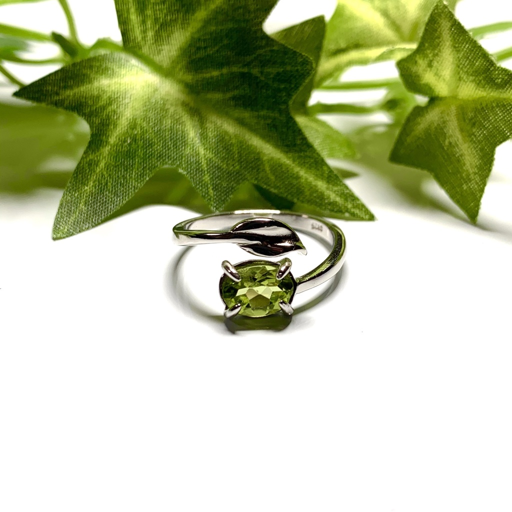 ペリドットのリーフリング