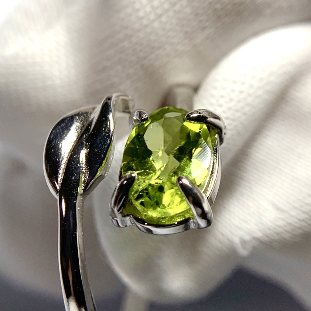 ペリドットのリーフリング