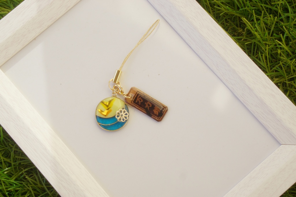 5年生私服ストラップ*武器影絵チャーム付き*