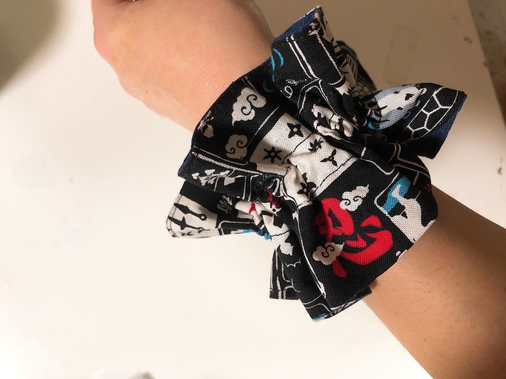 上級生カラー シュシュ