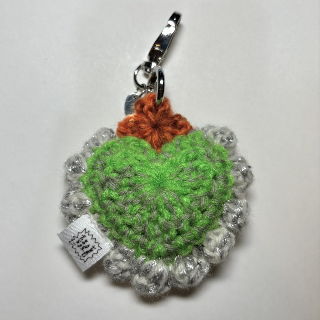 コラソンお守りキーホルダー ライムグリーン×ホワイト/シルバー