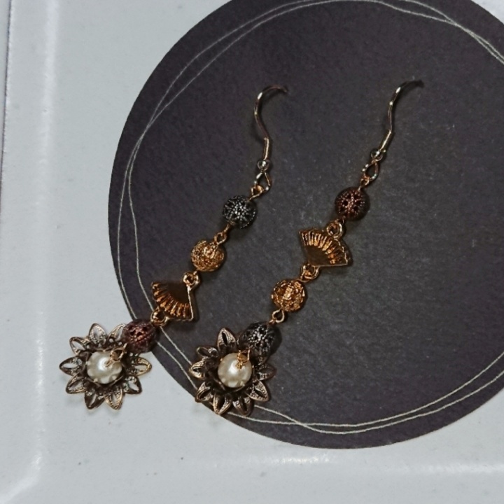 童磨 イメージピアス&イヤリング