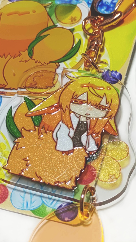 ベリィキッスアクリルキーホルダー