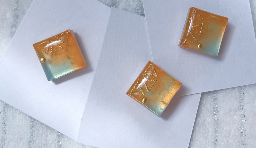 宇佐美リト(片耳)