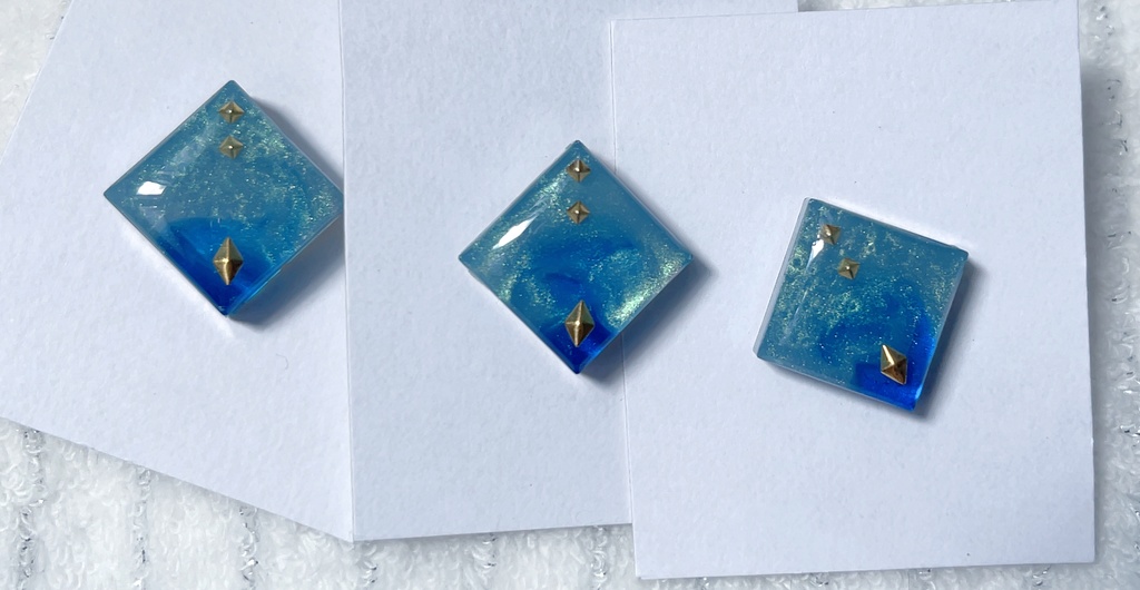 小柳ロウ(片耳)