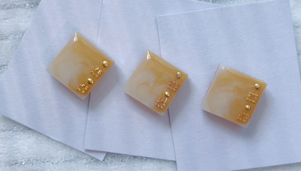 ルカ カネシロ(片耳)