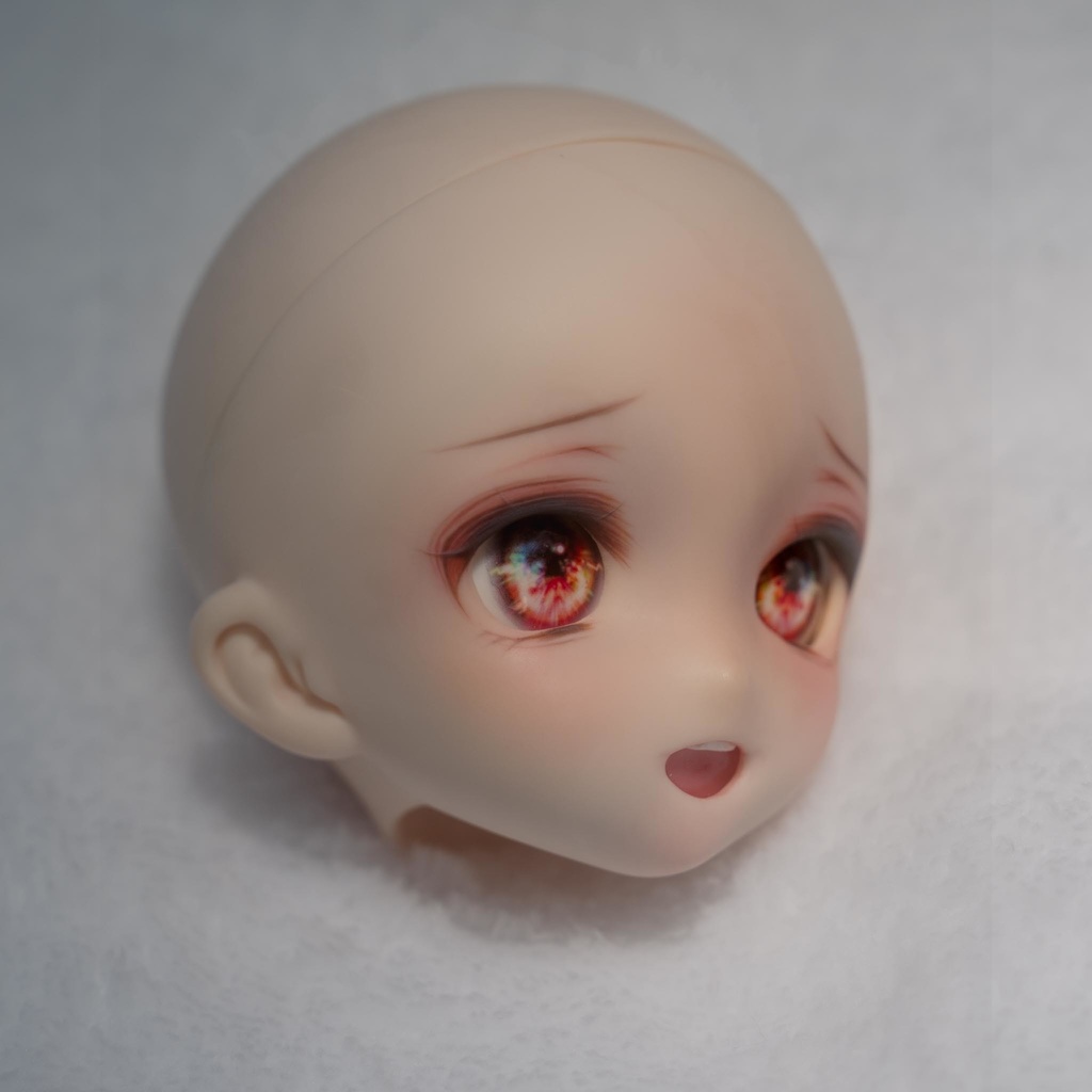 DDH-10(セミホワイト肌)カスタムヘッド+おまけアイ 難あり
