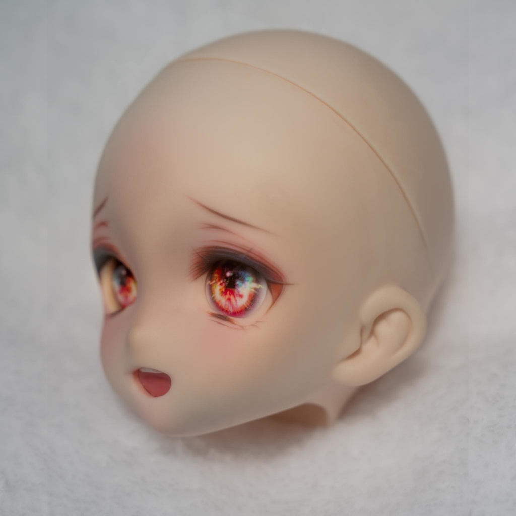 DDH-10(セミホワイト肌)カスタムヘッド+おまけアイ 難あり