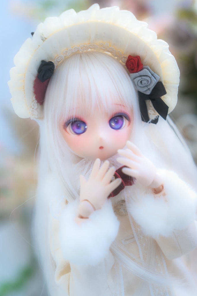 DDH-28(セミホワイト肌)カスタムヘッド+おまけアイ