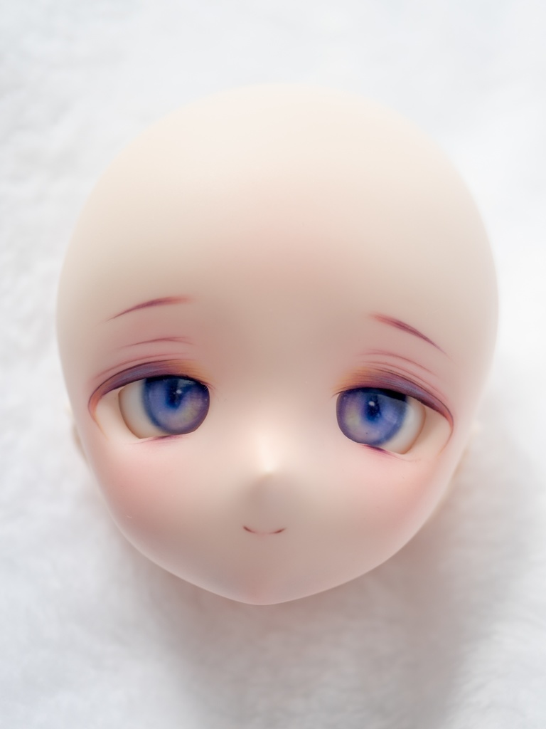 DDH-01(セミホワイト肌)カスタムヘッド+おまけアイ ソフビ盛り難あり