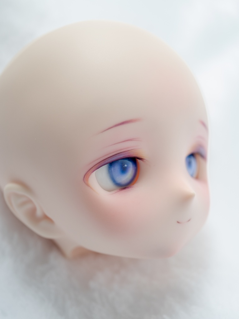 DDH-01(セミホワイト肌)カスタムヘッド+おまけアイ ソフビ盛り難あり