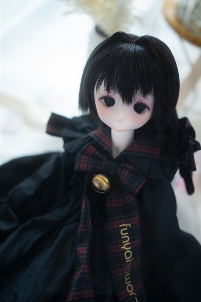 DDH-01(セミホワイト肌)カスタムヘッド+おまけアイ ソフビ盛り削りあり 難あり