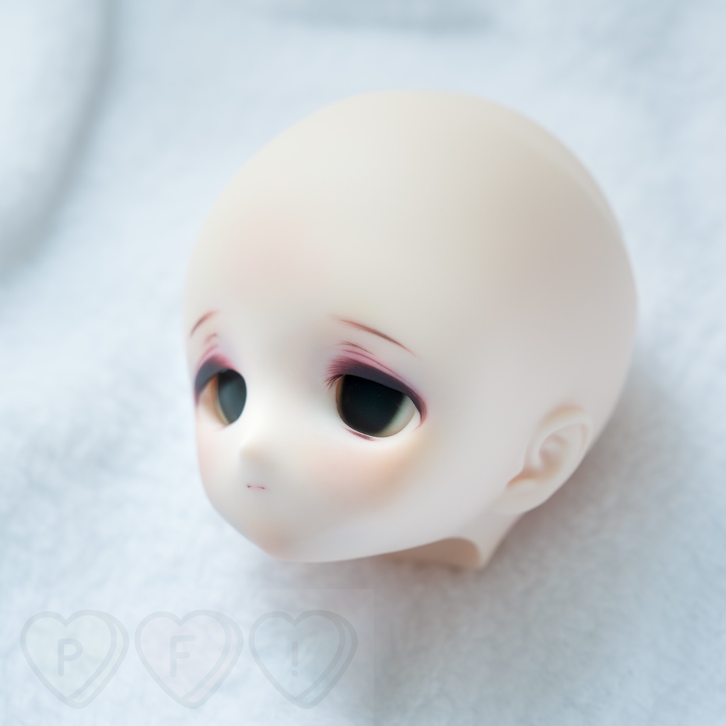 DDH-01（セミホワイト肌）カスタムヘッド＋おまけアイ　ソフビ盛り削りあり　難あり