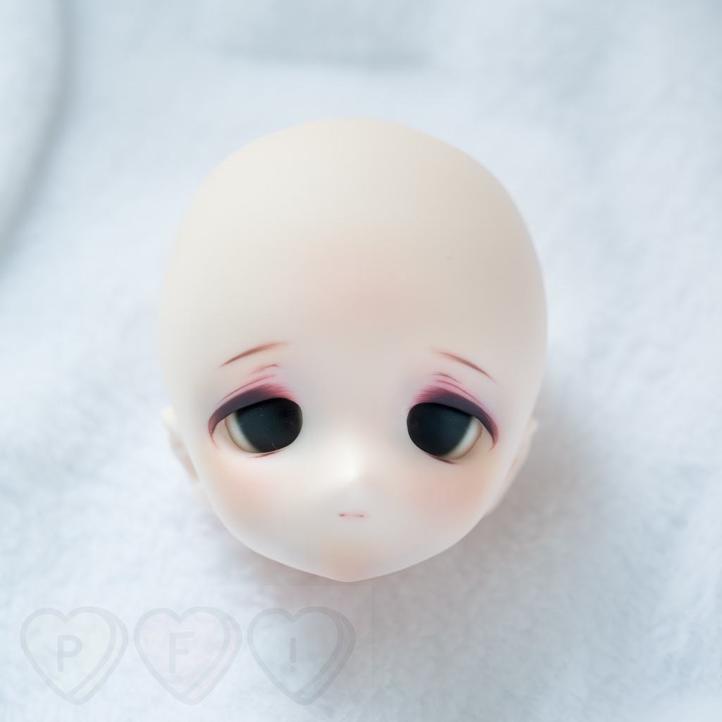DDH-01（セミホワイト肌）カスタムヘッド＋おまけアイ　ソフビ盛り削りあり　難あり