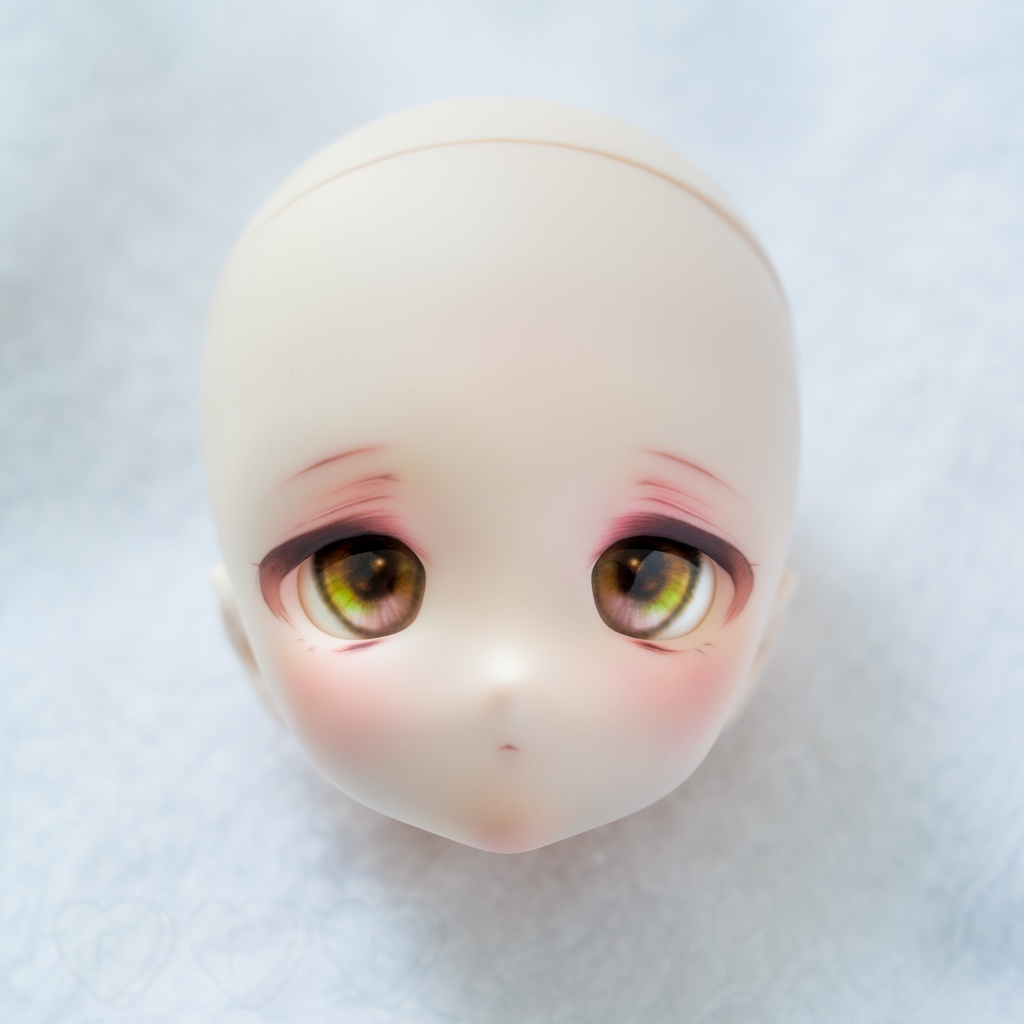 DDH-27(セミホワイト肌)カスタムヘッド+おまけアイ ソフビ盛りあり 難あり