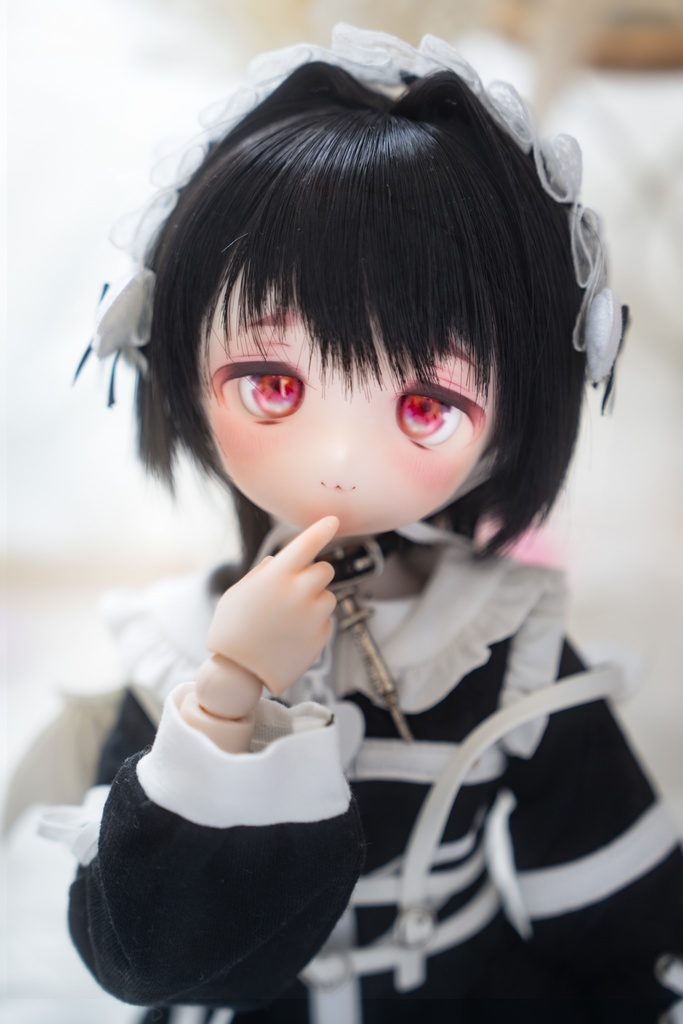 DDH-01(セミホワイト肌)カスタムヘッド+おまけアイ ソフビ盛り削りあり 難あり
