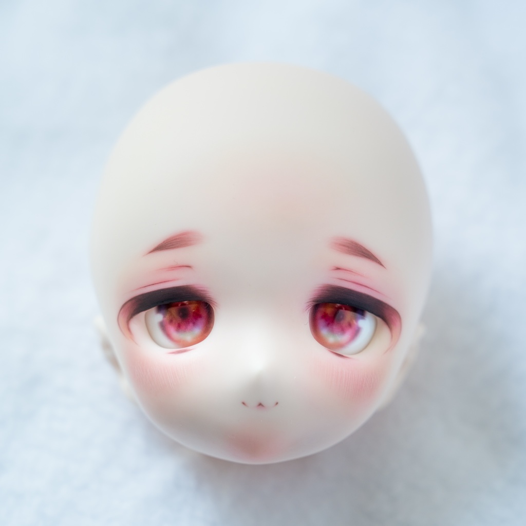 DDH-01(セミホワイト肌)カスタムヘッド+おまけアイ ソフビ盛り削りあり 難あり