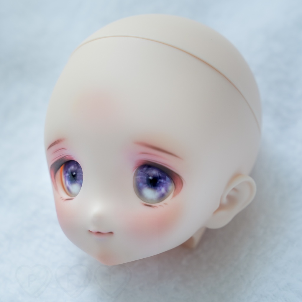 DDH-22(セミホワイト肌)カスタムヘッド+おまけアイ ソフビ盛り削りあり 難あり