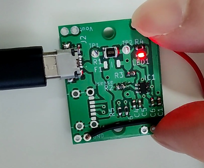 突入電流防止回路付きUSB電源基板