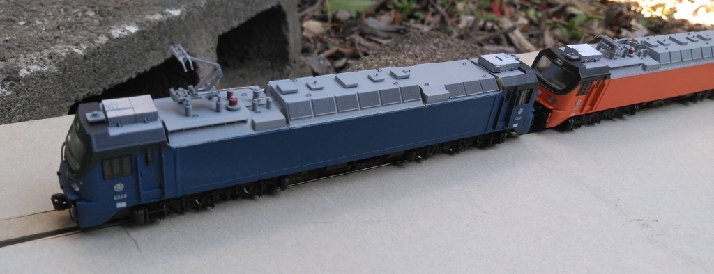 台湾鉄路 E500電気機関車 Nスケールキット