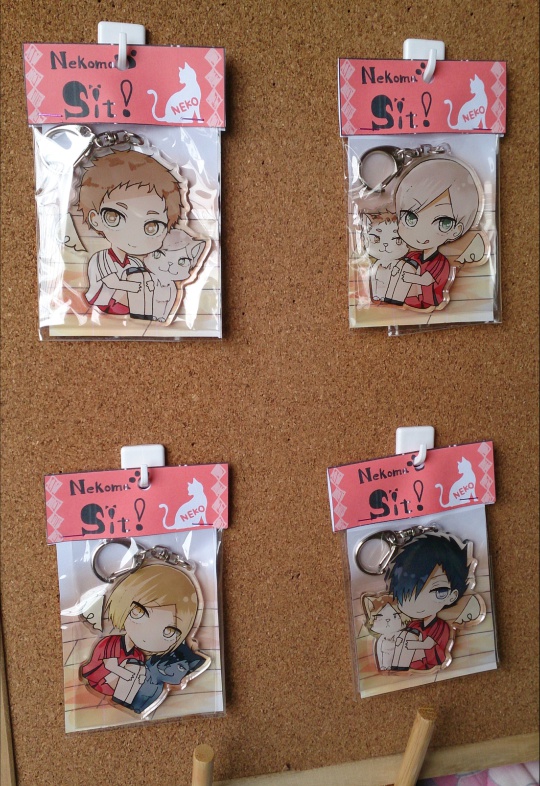 音駒のお座りアクリルキーホルダー