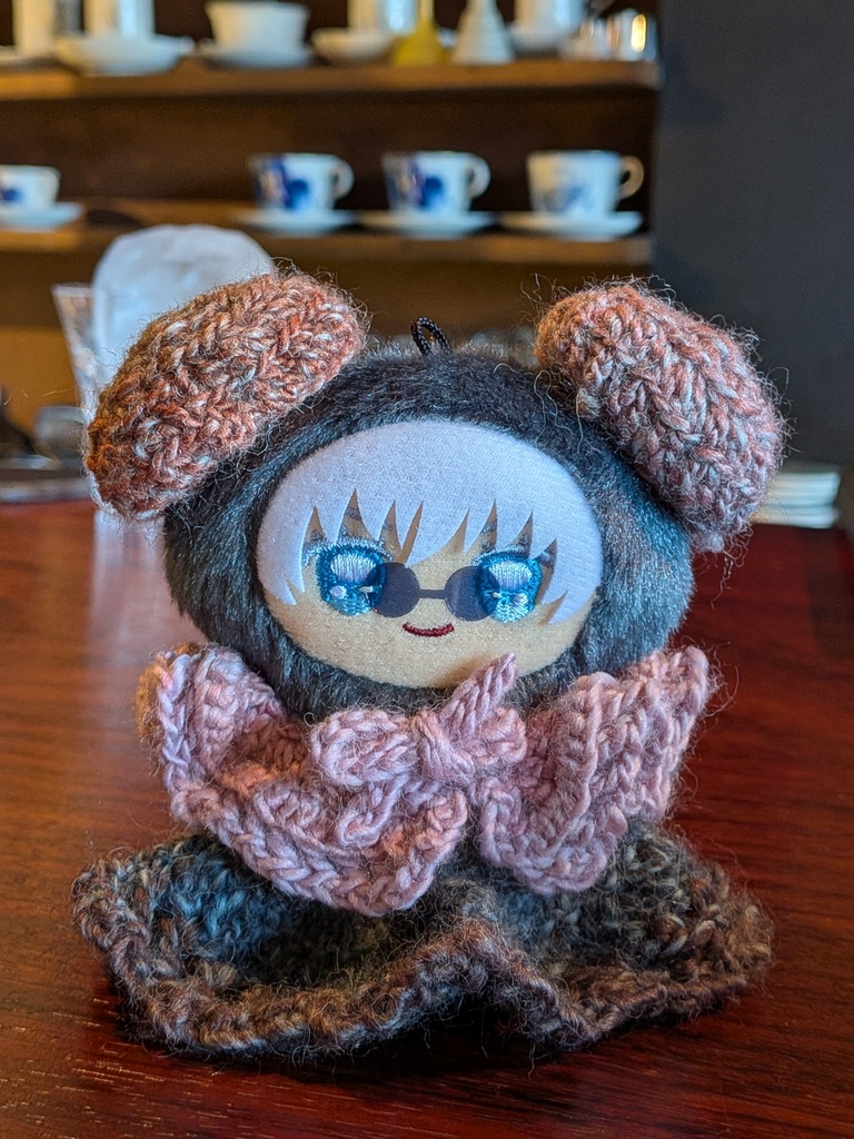 桜を愛でるグラデーションフリルワンピース