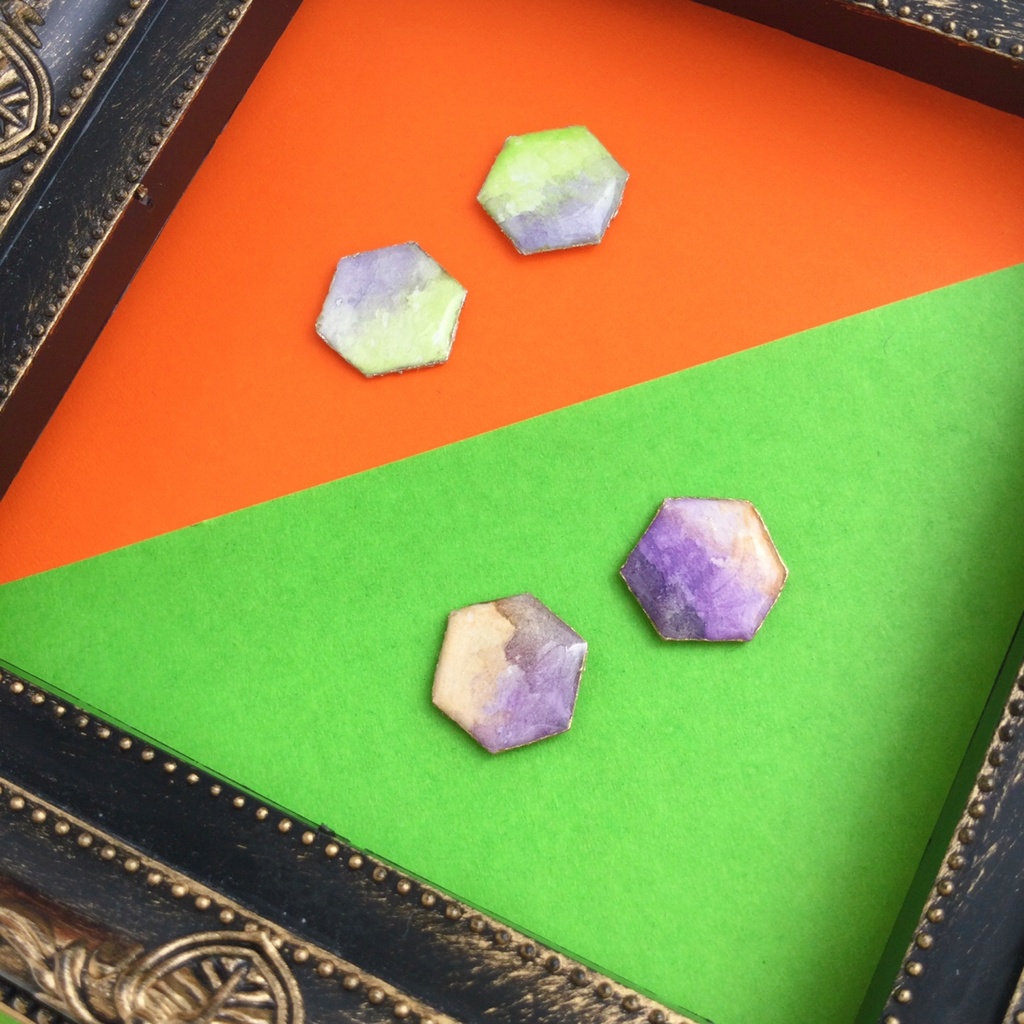 ーBewitched Orange!ー 水彩×ハロウィンカラー 小粒スクエアピアス/イヤリング