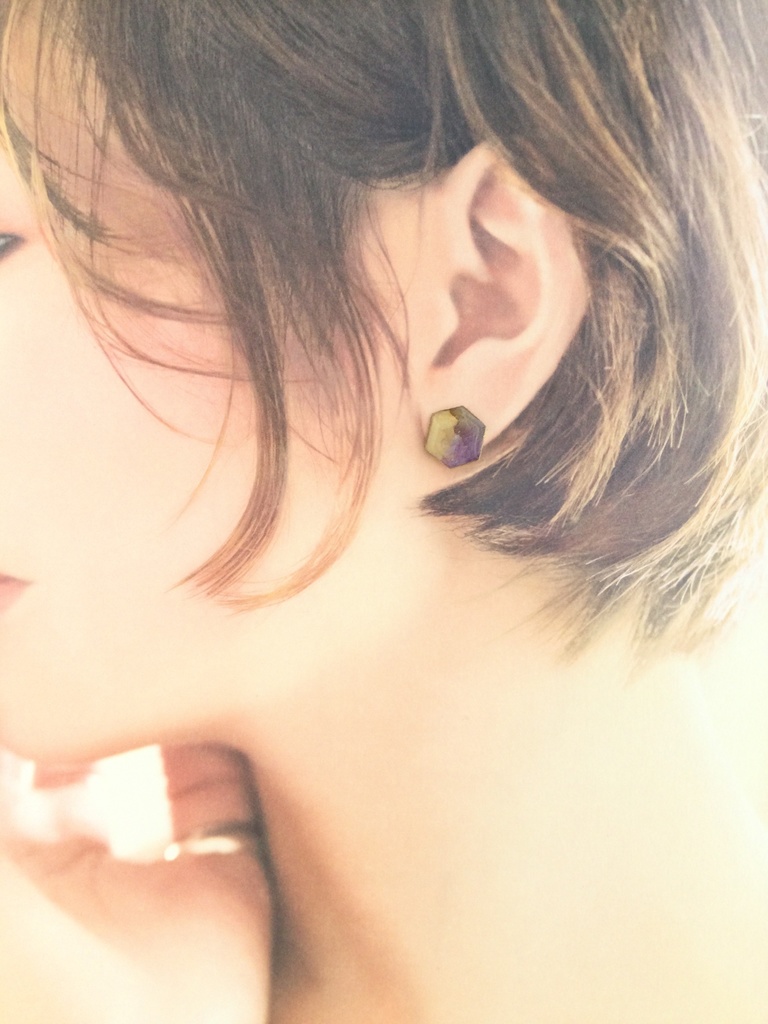 ーBewitched Orange!ー 水彩×ハロウィンカラー 小粒スクエアピアス/イヤリング