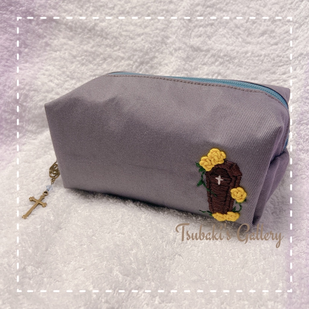 刺繍ボックスポーチ(ロールシャッハ)