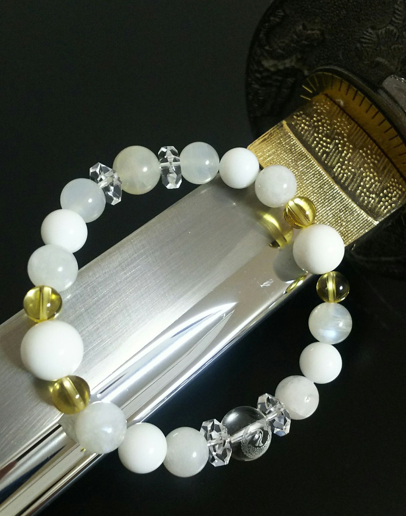 【紋彫刻入り】刀剣乱舞イメージブレスレット《鶴丸国永》