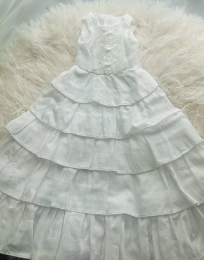 クラシカル花柄ワンピース