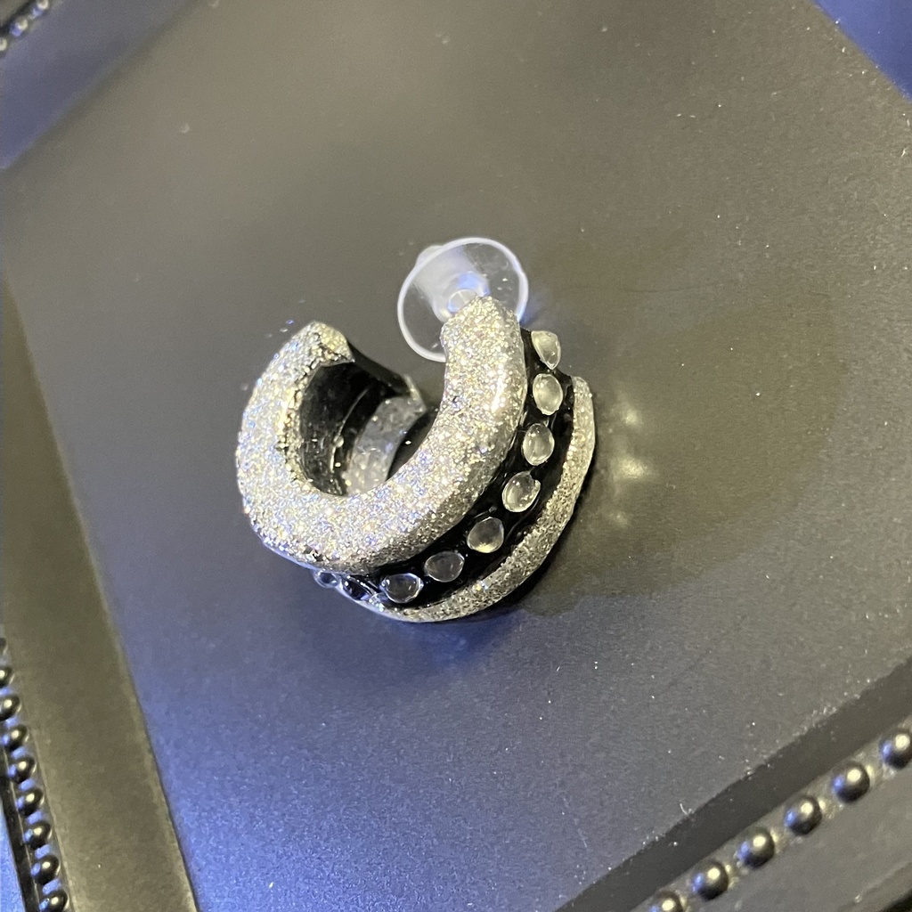 送料無料】灰谷蘭イメージピアス