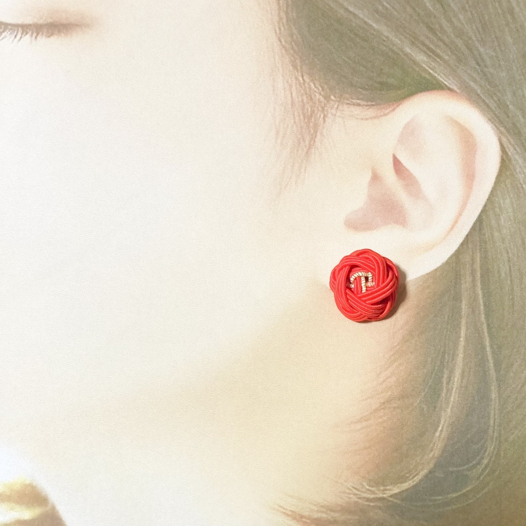 赤い薔薇の水引ピアス•イヤリング