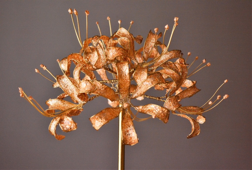 金の彼岸花の簪*ヘアクリップ*受注生産