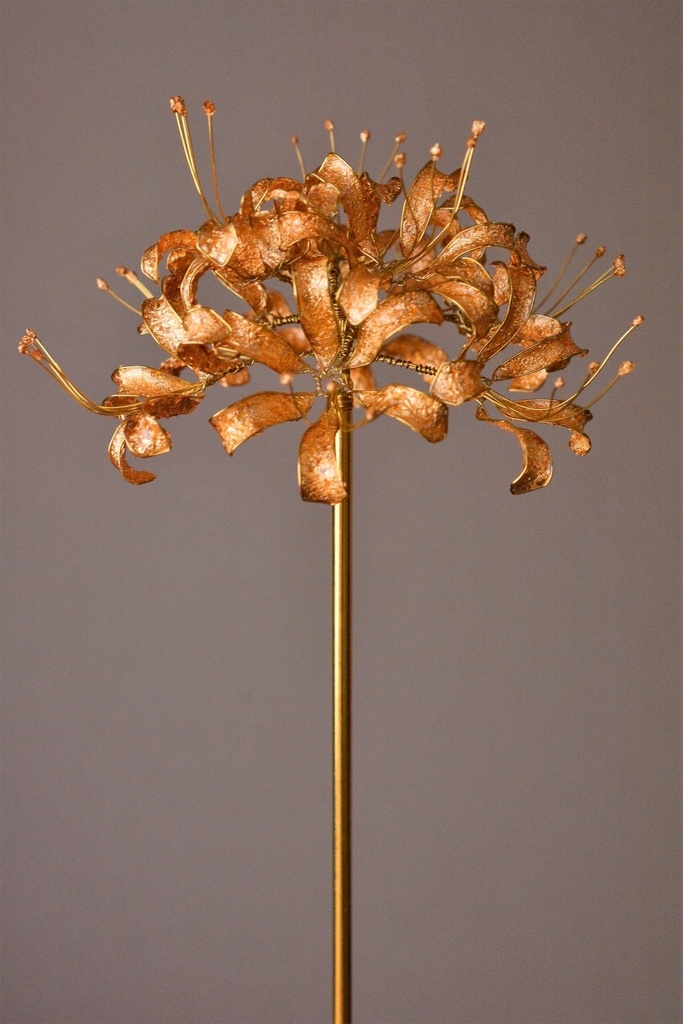 金の彼岸花の簪*ヘアクリップ*受注生産