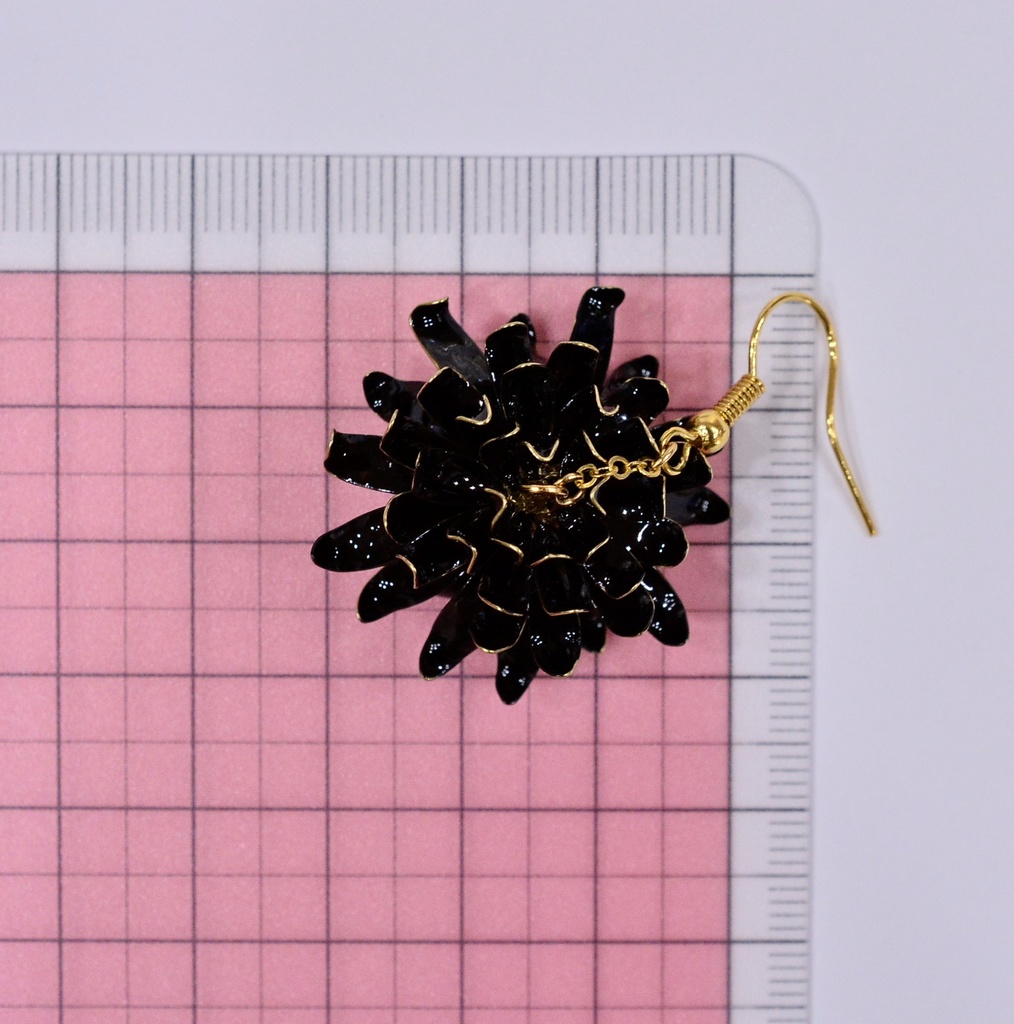 黒菊のピアス*イヤリング*