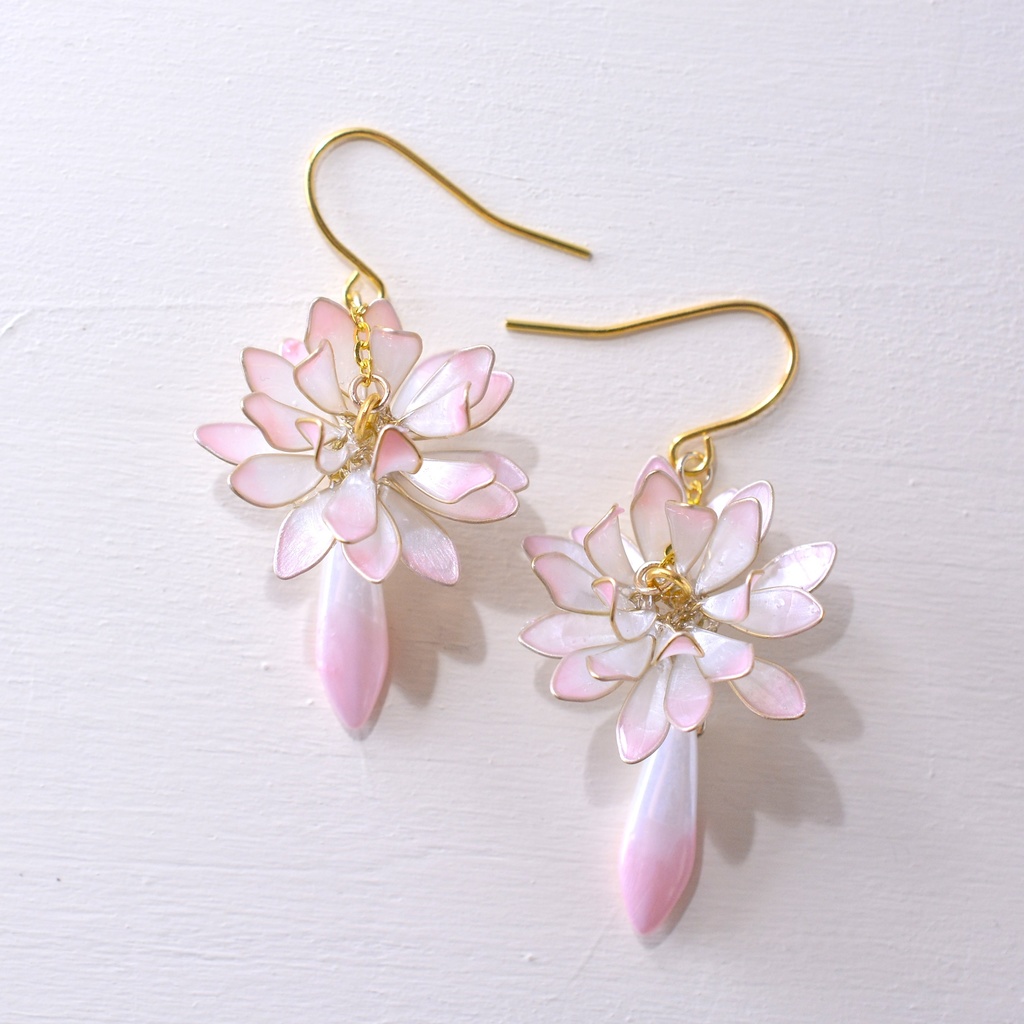 睡蓮(スイレン)のピアス、イヤリング