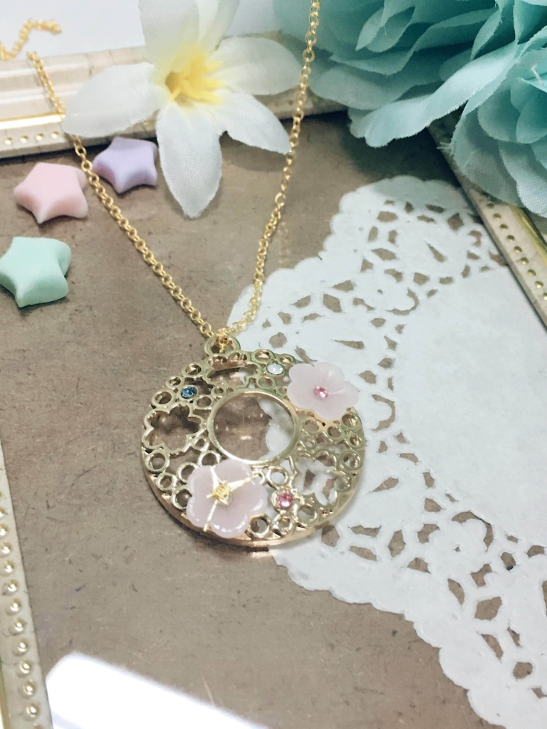 春待つ花 ネックレス