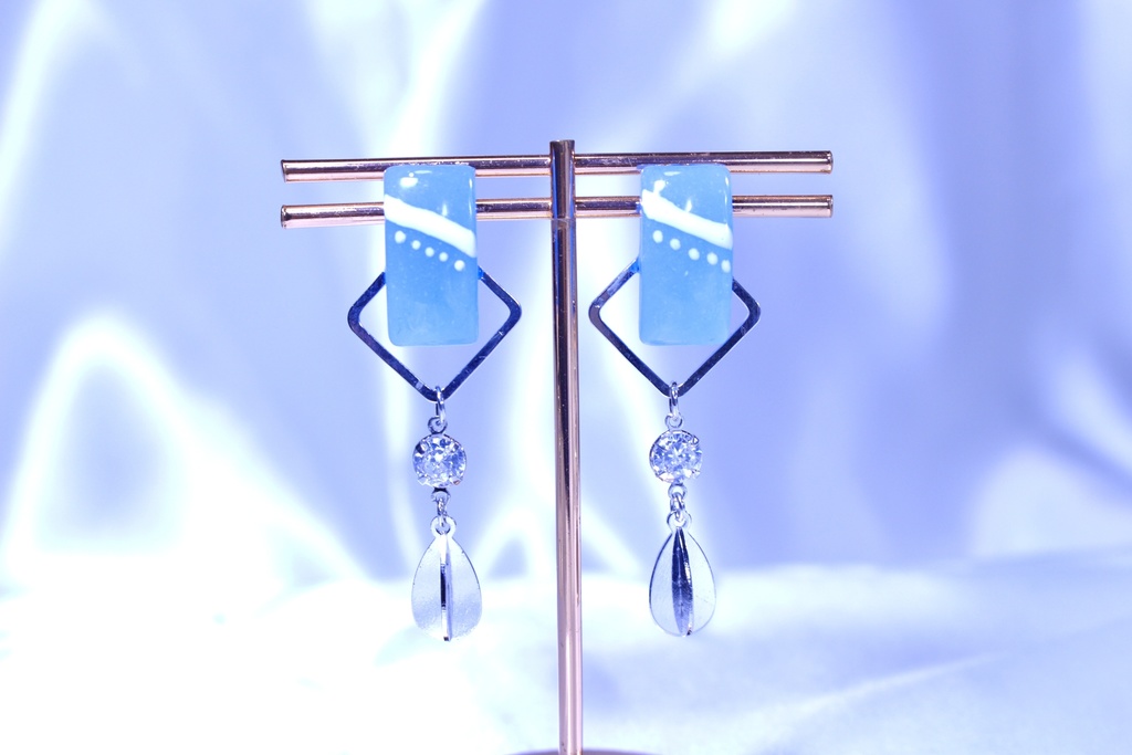 【ピアス】葛城リーリヤ