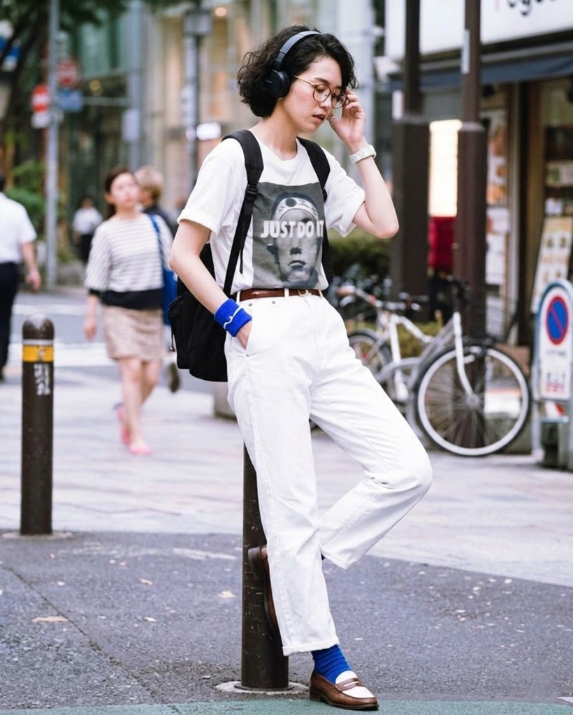 三島由紀夫 "JUST DO IT" ビッグシルエット ホワイト Tシャツ / Yukio Mishima Street Graphic Art Oversized White T-shirts【 by YIKES 】