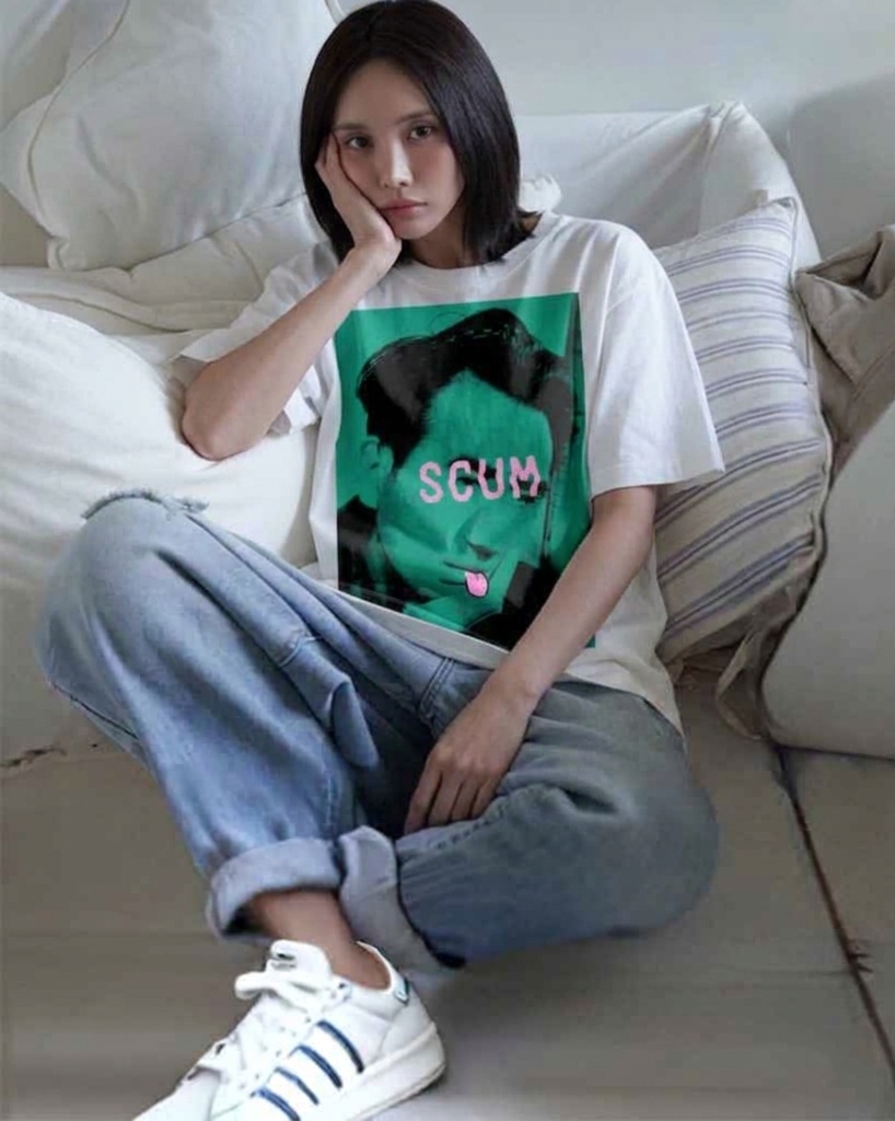 SCUM - 太宰治「バッドエデュケーション」ホワイト Tシャツ / Osamu Dazai "Bad Education" White T-shirt