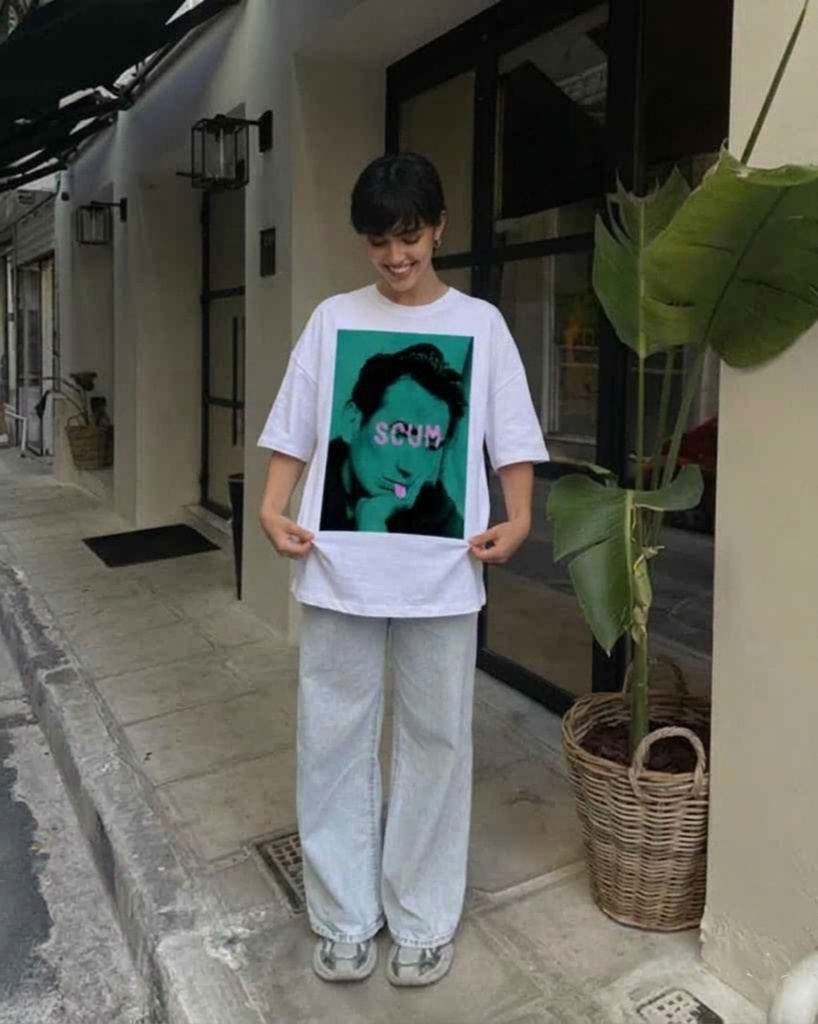 SCUM - 太宰治「バッドエデュケーション」ホワイト Tシャツ / Osamu Dazai "Bad Education" White T-shirt